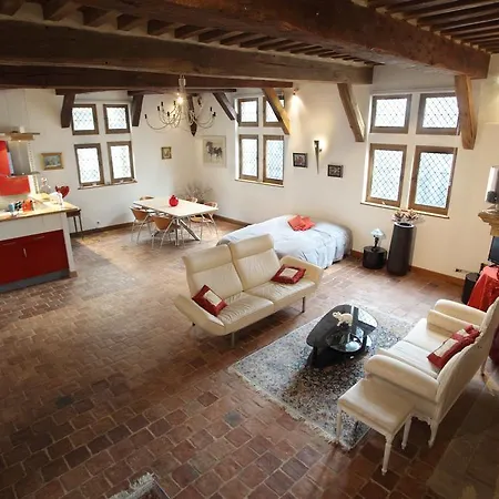 Apartament Maison Garnier *